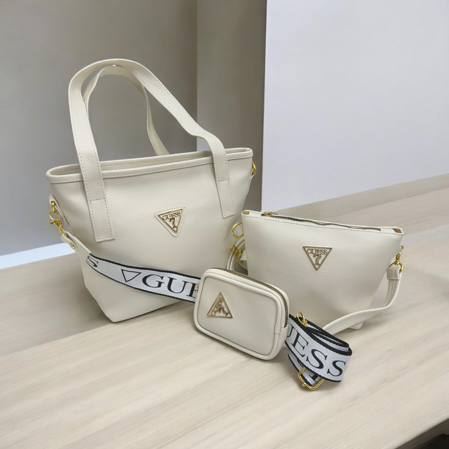 ¡El Combo Perfecto Para El Mes De Las Madres! 3x1 Bolso De Mano, Carriel y Monedero